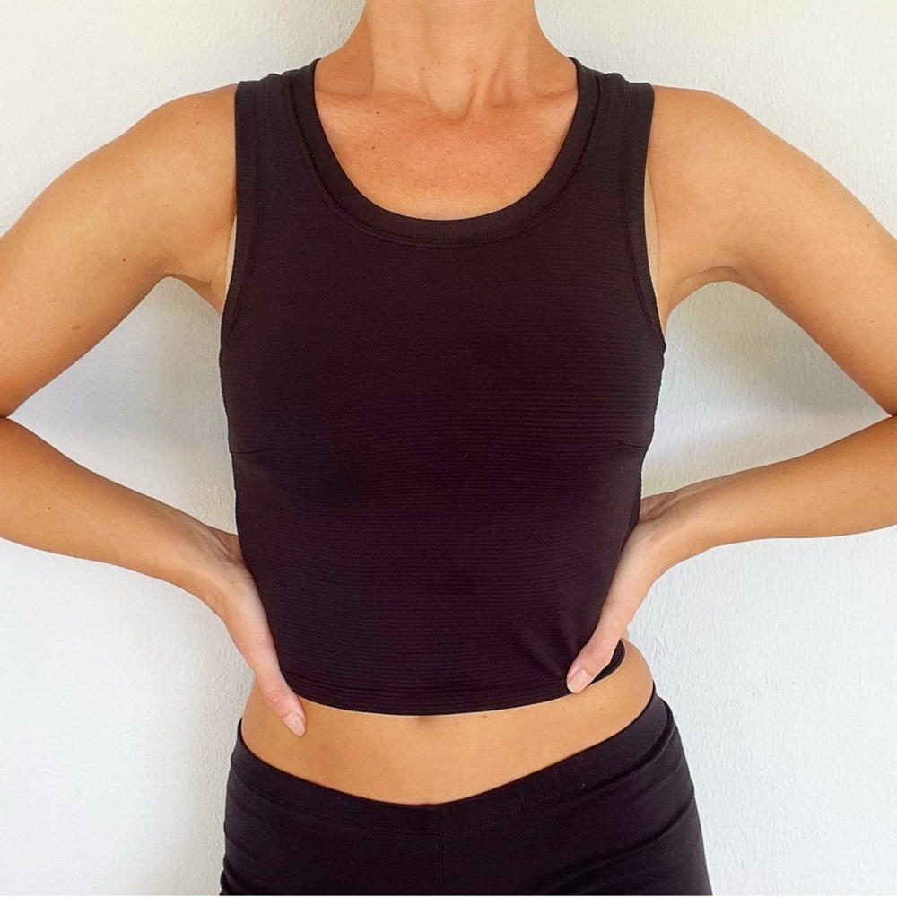 Move Theology black ribbed cut out back sleeveless built in workout top size XS